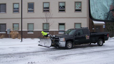 residential and commercial snow plowing and removal